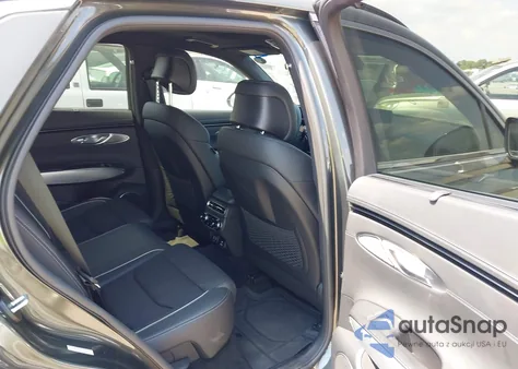 2025 Genesis Gv70 2.5T Awd from USA, damaged, VIN KMUMADTB5SU182418